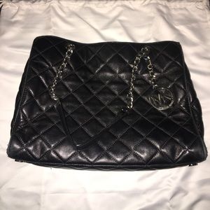 Black Michael Kors Savannah Purse